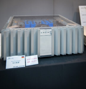 Burmester 911 amplifier